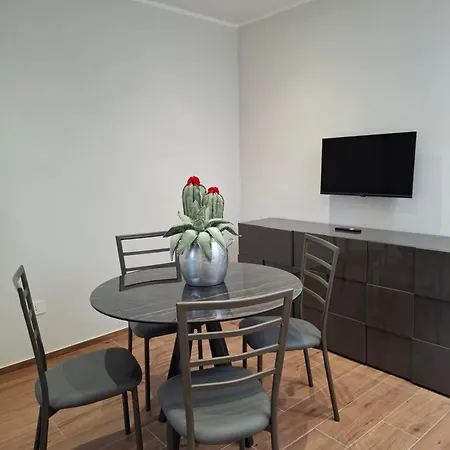 Garden Lodge- Gamma Plaisance