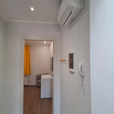 Garden Lodge- Gamma *