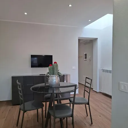 Garden Lodge- Gamma Apartment Piacenza