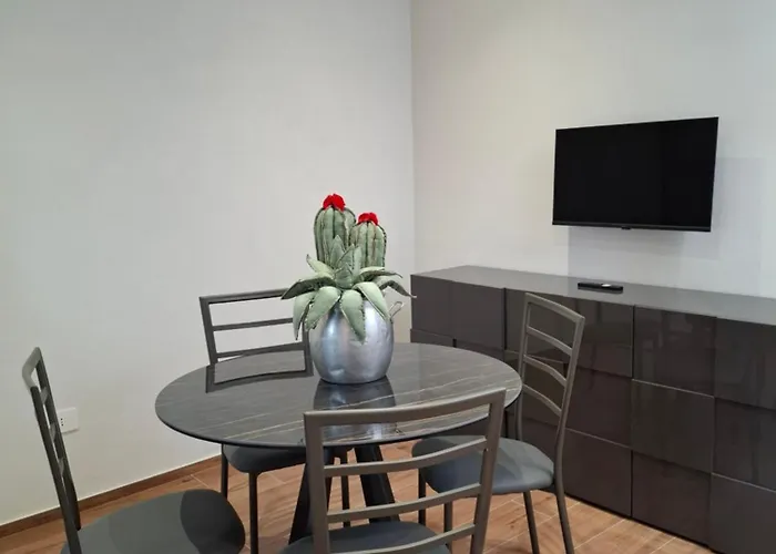 Garden Lodge- Gamma Plaisance