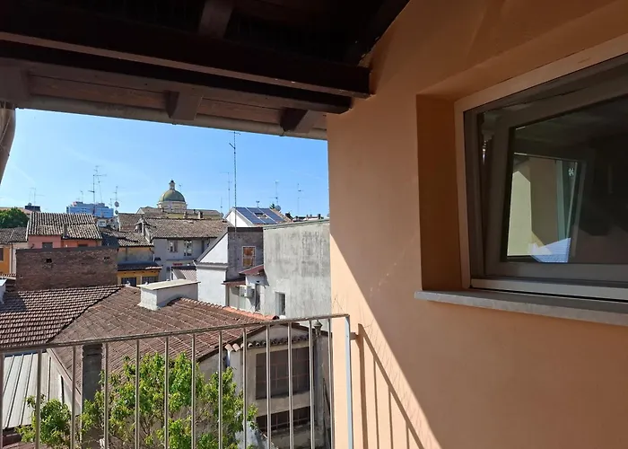Garden Lodge- Gamma Piacenza